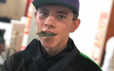 Llega a Mazatlán el campeón Alex García