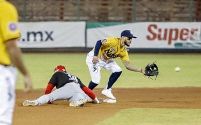 De la Tribu, Flores refuerza manada roja