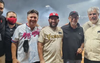 Personalidades engalanan la inauguración en el Teodoro Mariscal