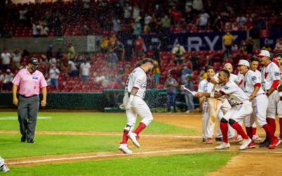 Venados de Mazatlán culmina sensacional remontada con jonrón de Ricky Álvarez en la novena entrada
